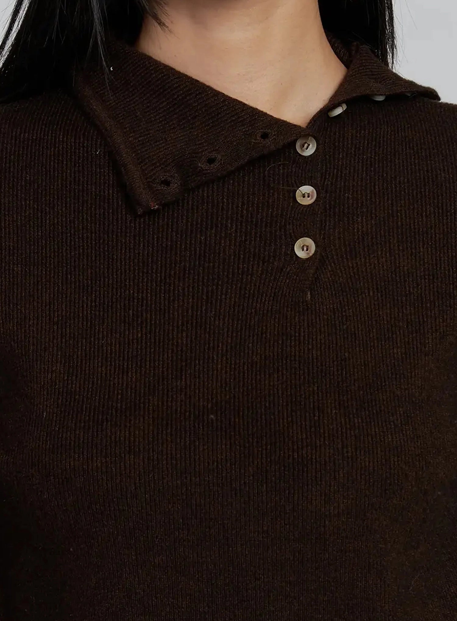 button-detail-high-neck-sweater-im520