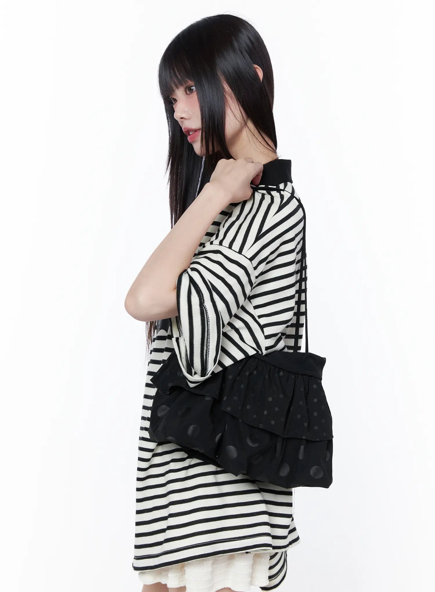 polka-dot-ruffle-shoulder-bag-cu519