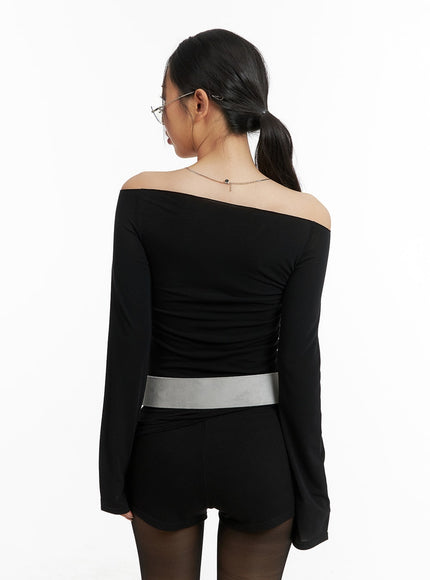 solid-off-shoulder-long-sleeve-cm421