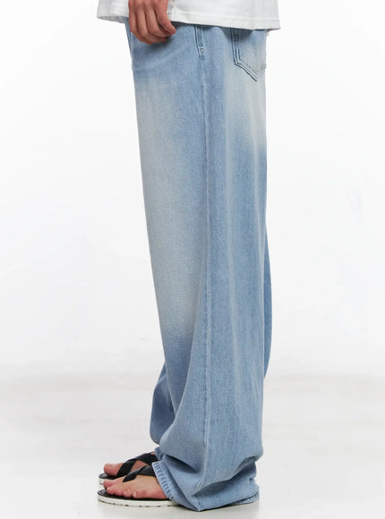 mens-light-wash-denim-jeans-ig508