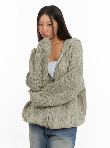 oversized-cable-knit-hooded-sweater-is402