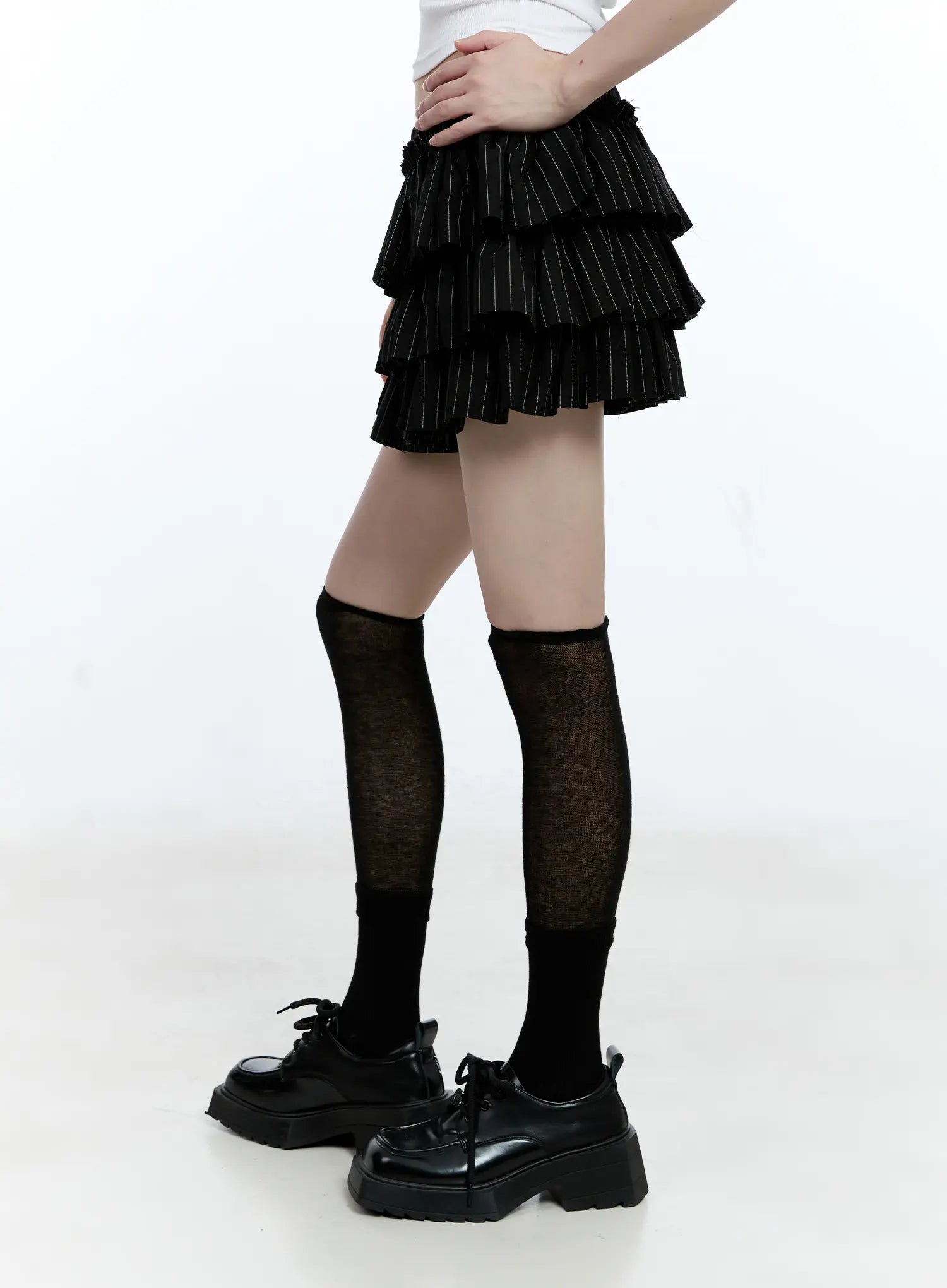 tiered-stripe-mini-skirt-cg507