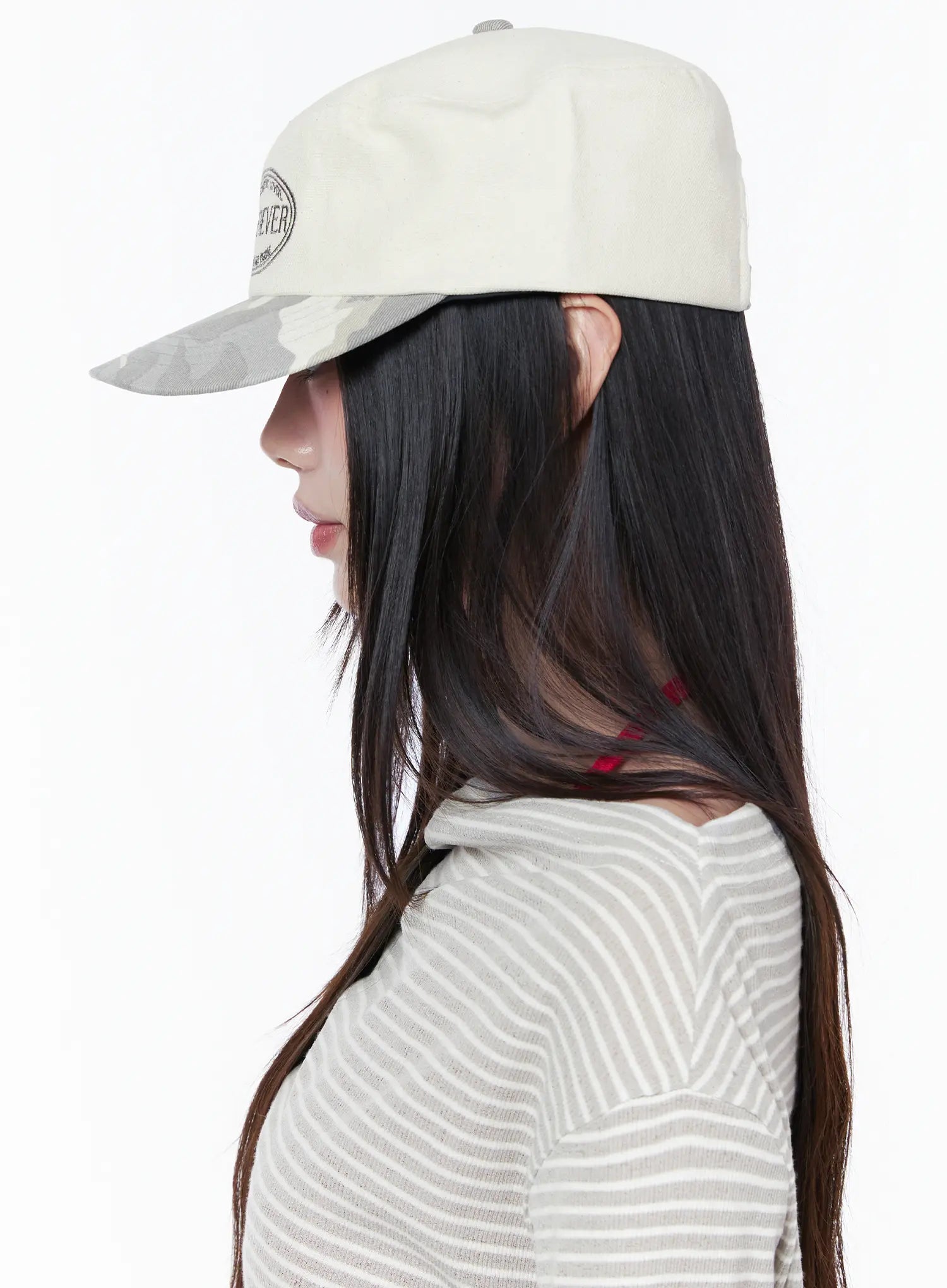 embroidered-camouflage-cap-cu519