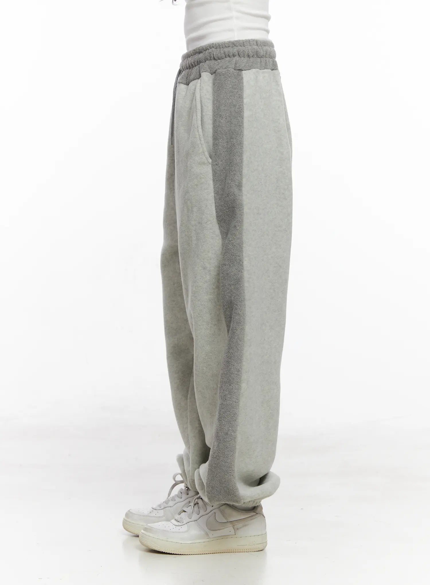 casual-two-tone-sweatpants-co522