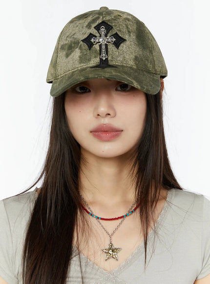 pearl-cross-grunge-style-cap-iu518