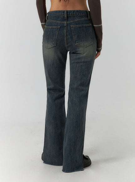 mid-waist-solid-flared-jeans-cf401