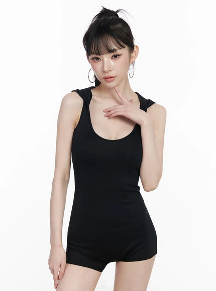 sleek-hooded-jumpsuit-iy511