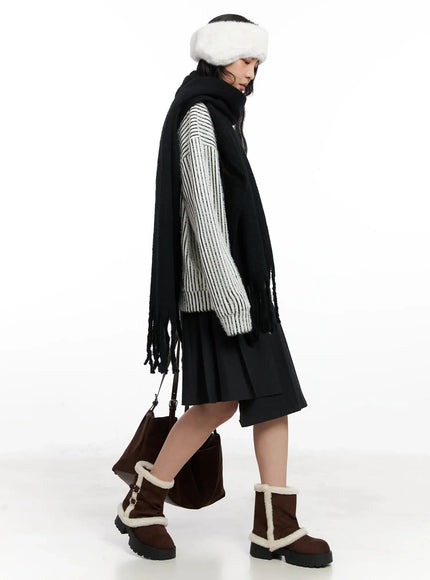 soft-knit-ear-flap-hat-in528