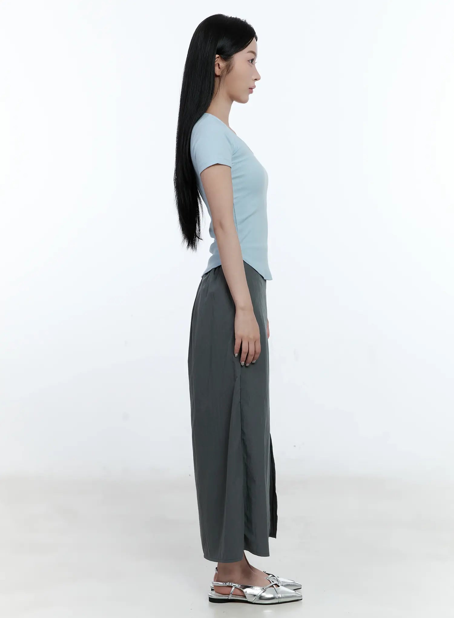 u-neck-slim-fit-tee-cg501