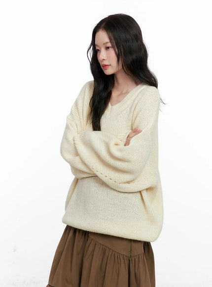 oversized-v-neck-knit-sweater-co530