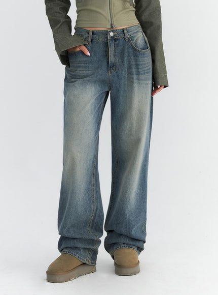 wide-fit-washed-jeans-co313