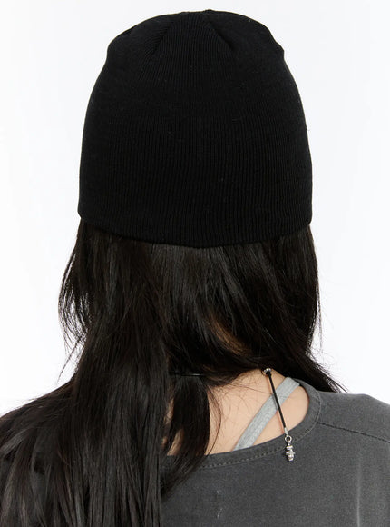 studded-knit-beanie-ca508