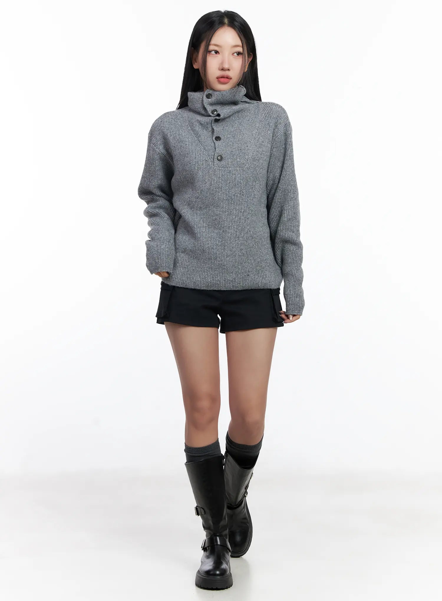 low-rise-cargo-shorts-cj530