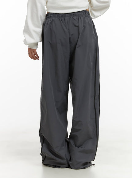 nylon-banded-wide-fit-pants-ca430