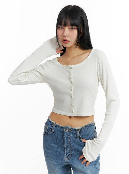 round-neck-buttoned-long-sleeve-top-im414