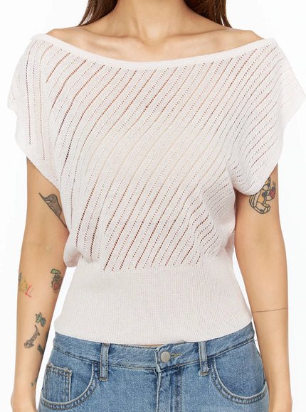 chic-off-shoulder-knit-top-cu517