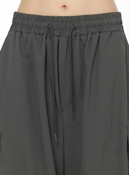 adjustable-cargo-bermuda-pants-iy526