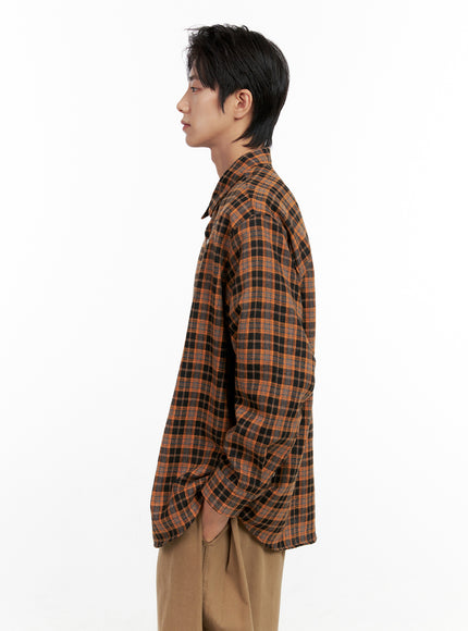 mens-checkered-flannel-in411