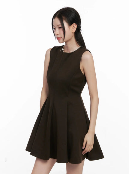 classic-pleated-flare-mini-dress-cn504