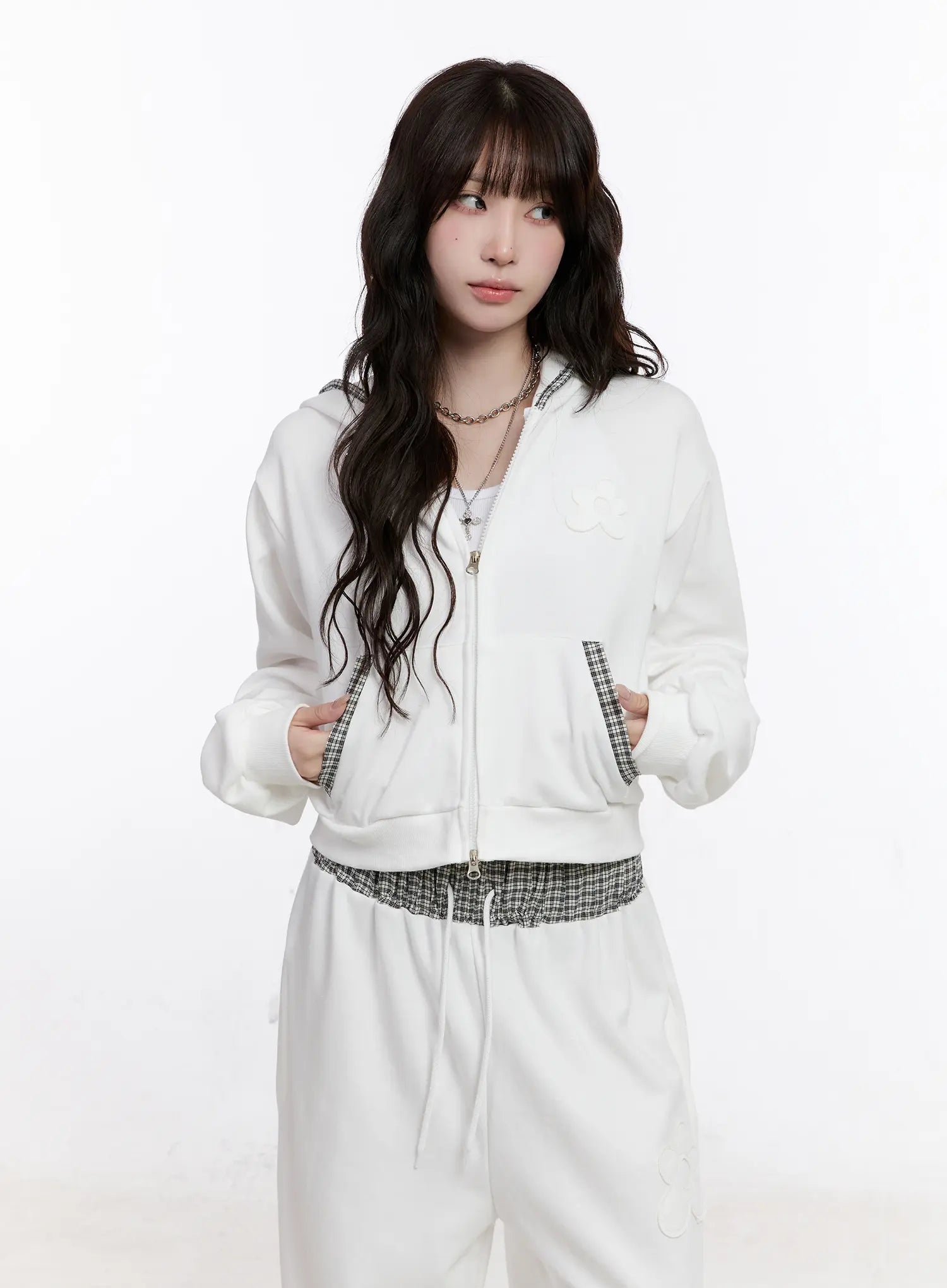 plaid-trim-crop-zip-up-hoodie-cs530