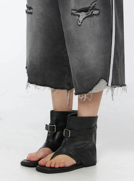 modern-buckle-gladiator-sandals-iu509