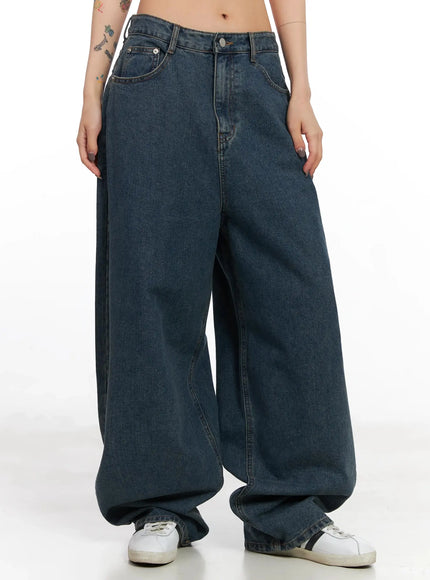 aleena-mid-wash-baggy-jeans-in528