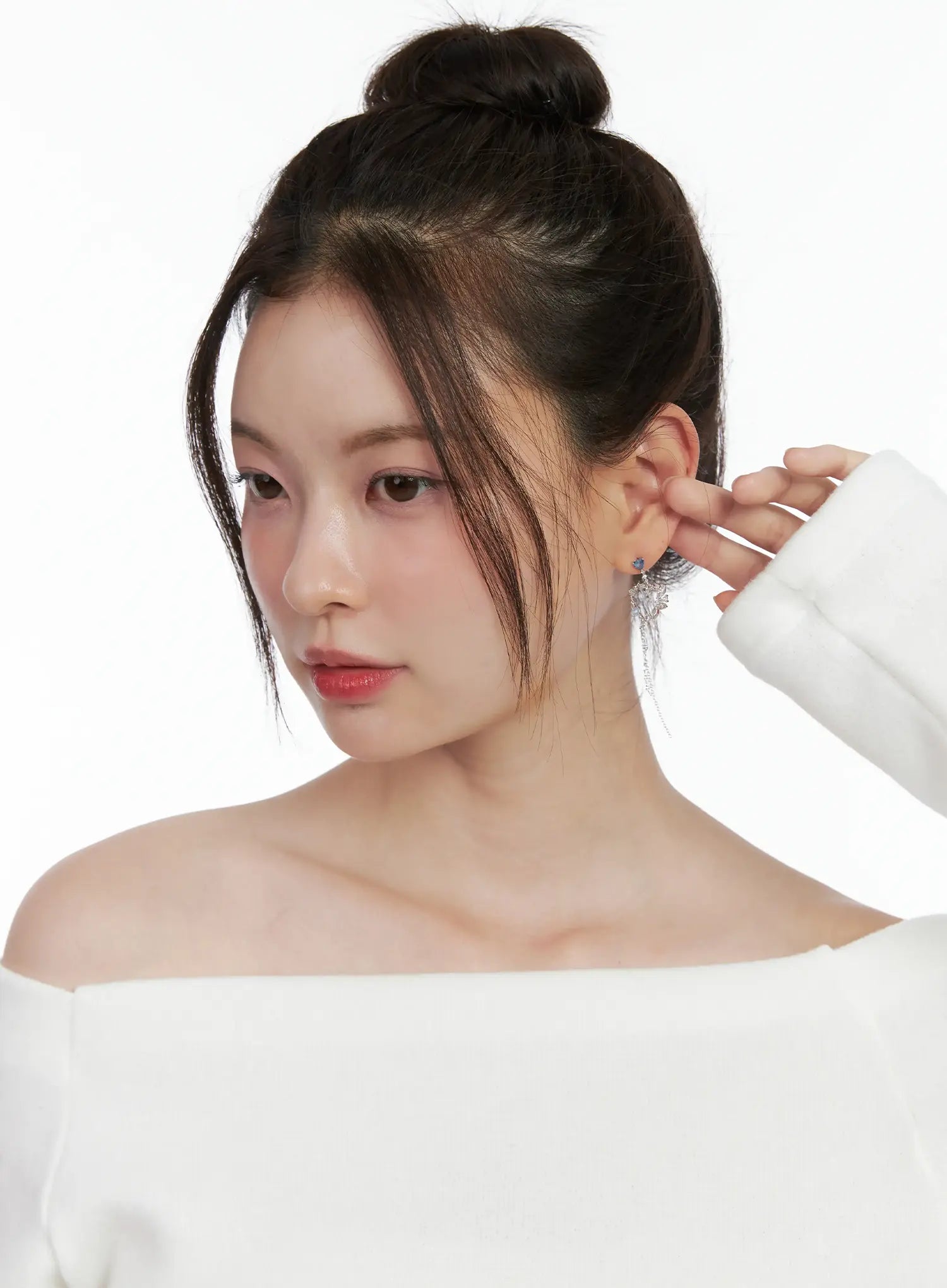 Blue-Point Heart Drop Earrings IN510