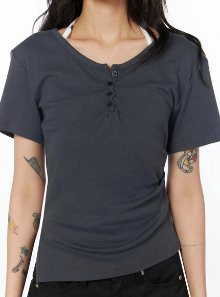 casual-off-shoulder-shirred-tee-iu509