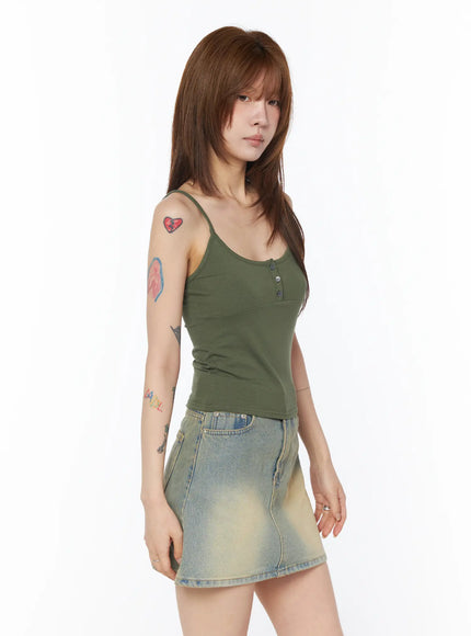 casual-buttoned-sleeveless-top-cy527