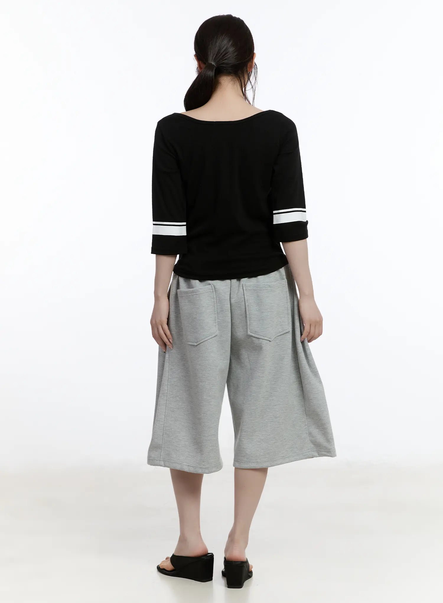 casual-numeric-print-boatneck-top-ca503