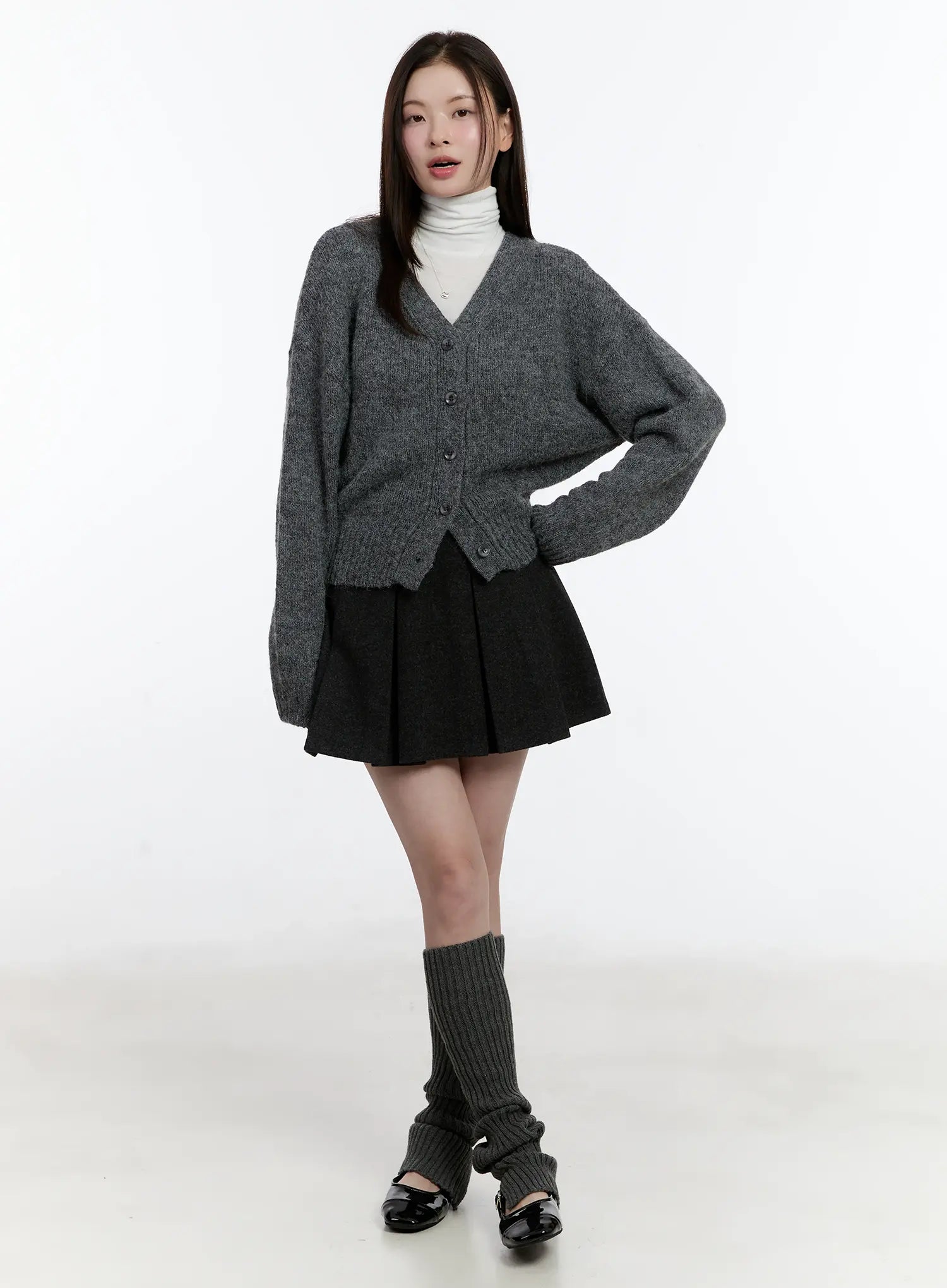 reversible-classic-v-neck-cardigan-id511