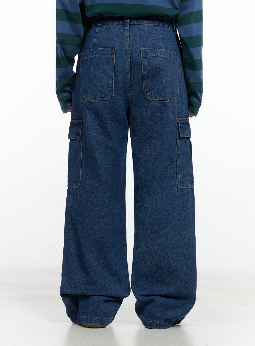 mens-cargo-stitch-jeans-in426