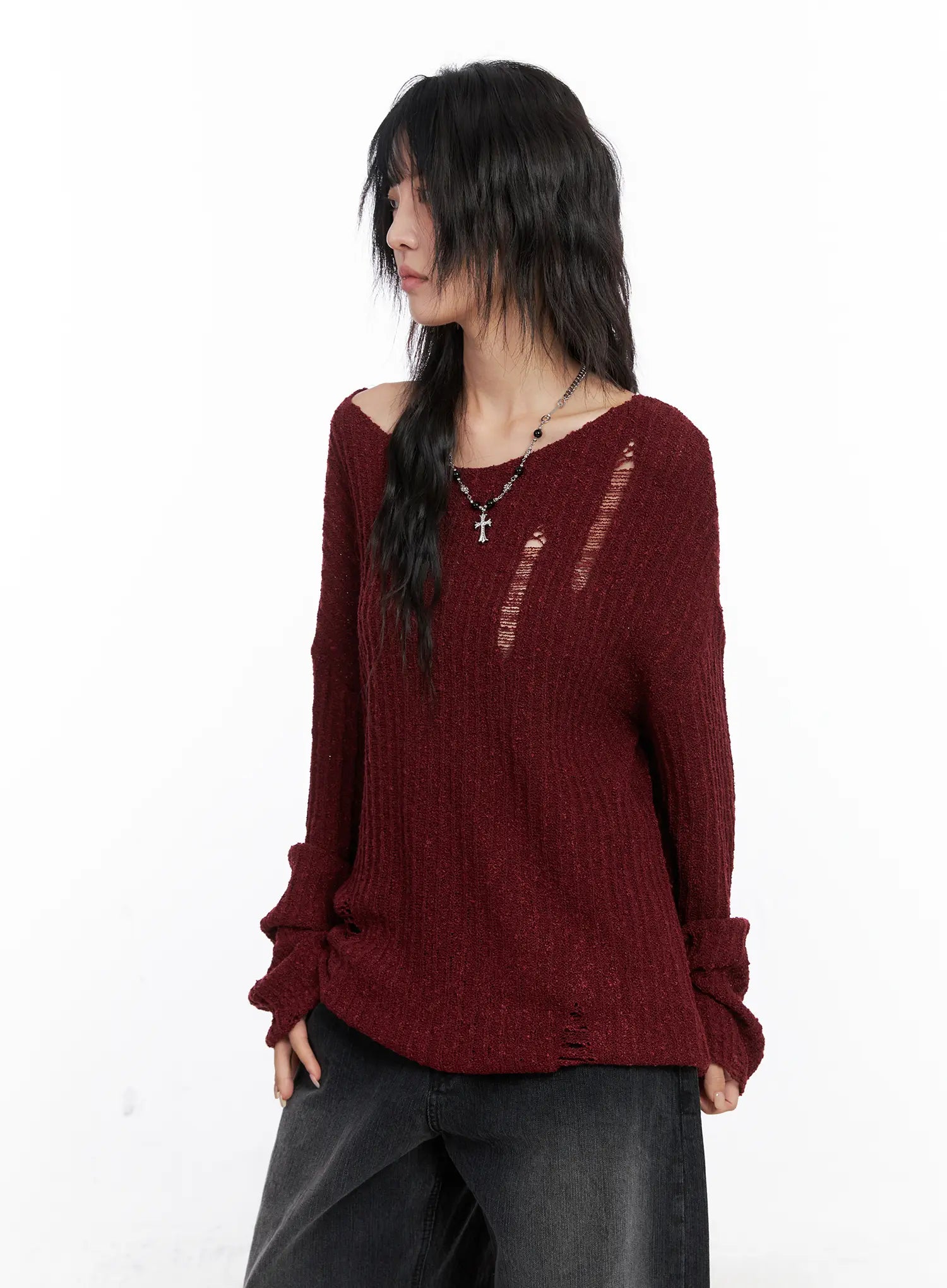 distressed-off-shoulder-sweater-cc1809