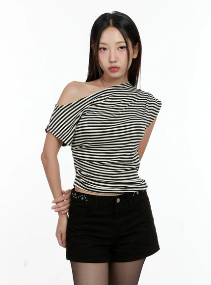 striped-asymmetric-off-shoulder-tee-cg501