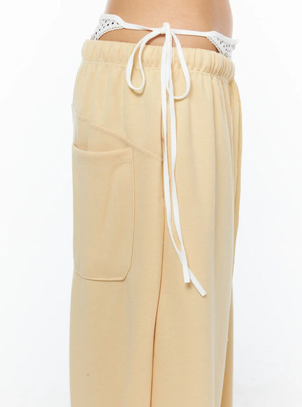 polka-dot-sagging-sweatpants-cu517
