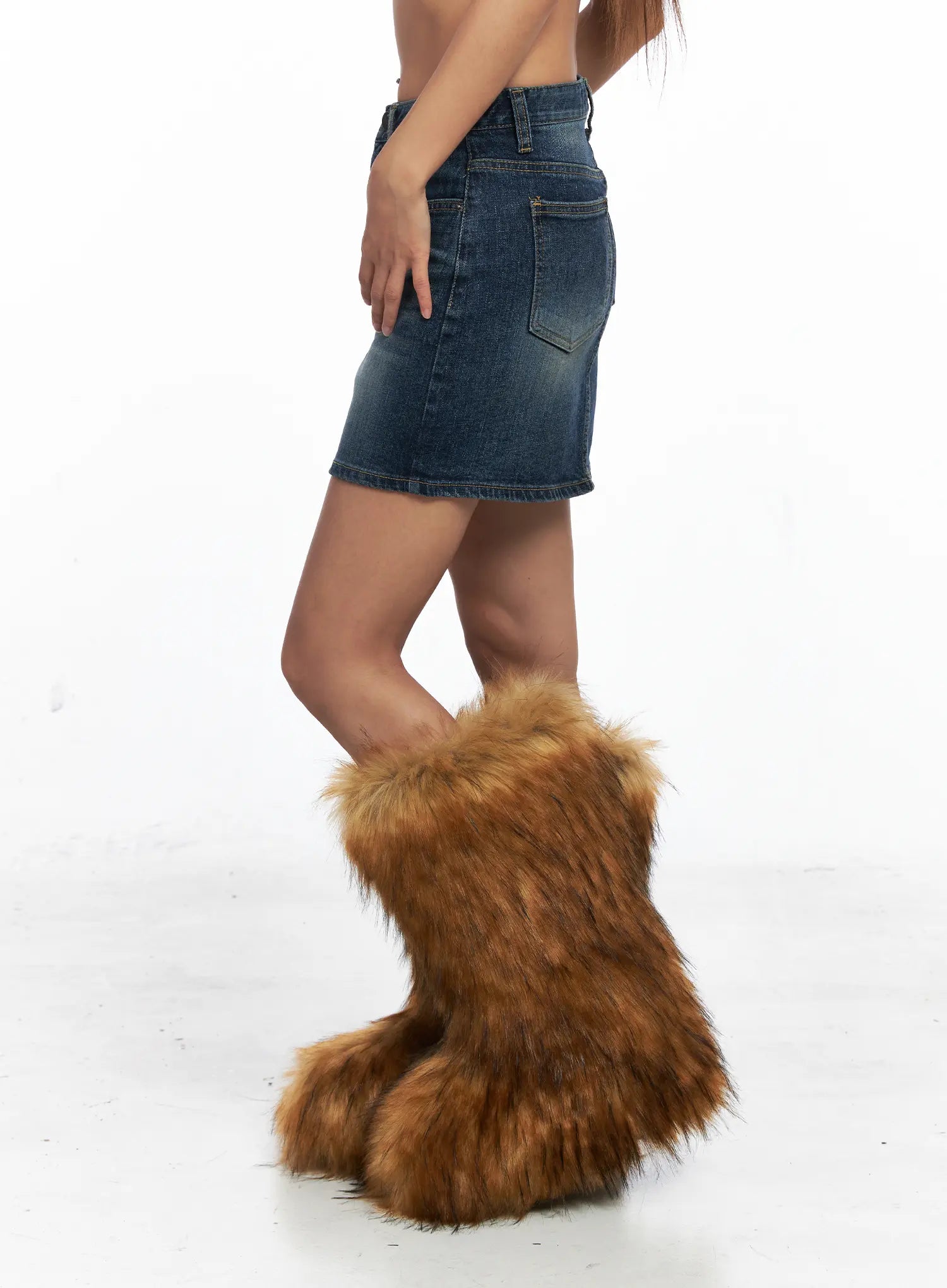 washed-denim-mini-skirt-co513