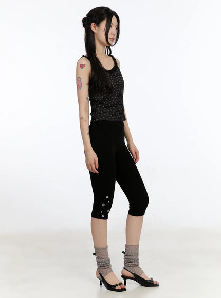 grommet-detail-capri-leggings-ca507