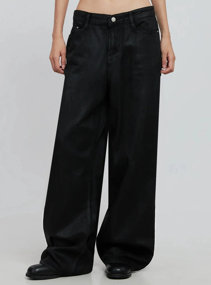 wide-leg-faux-leather-pants-io530