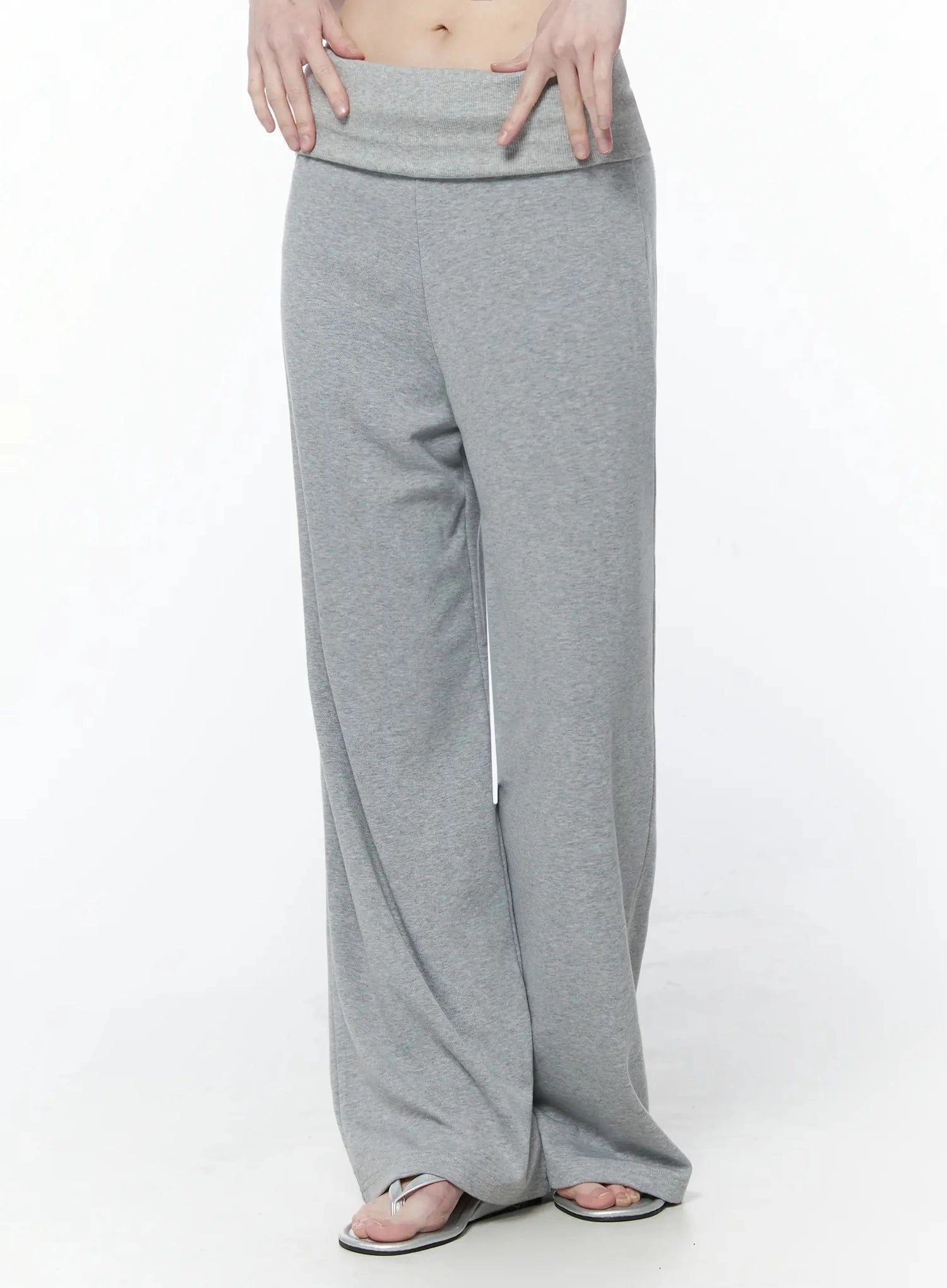 wide-leg-foldover-sweatpants-iu512