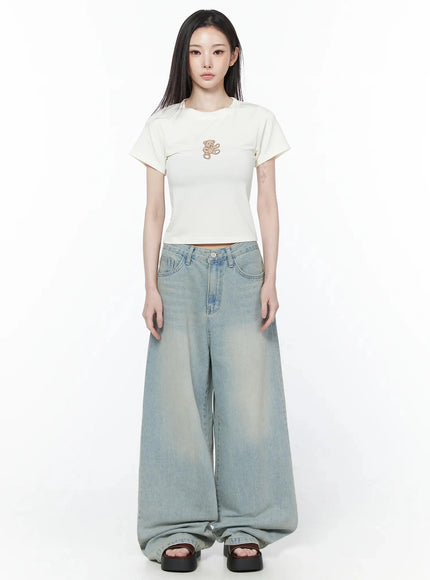 zion-light-wash-wide-leg-jeans-iy514