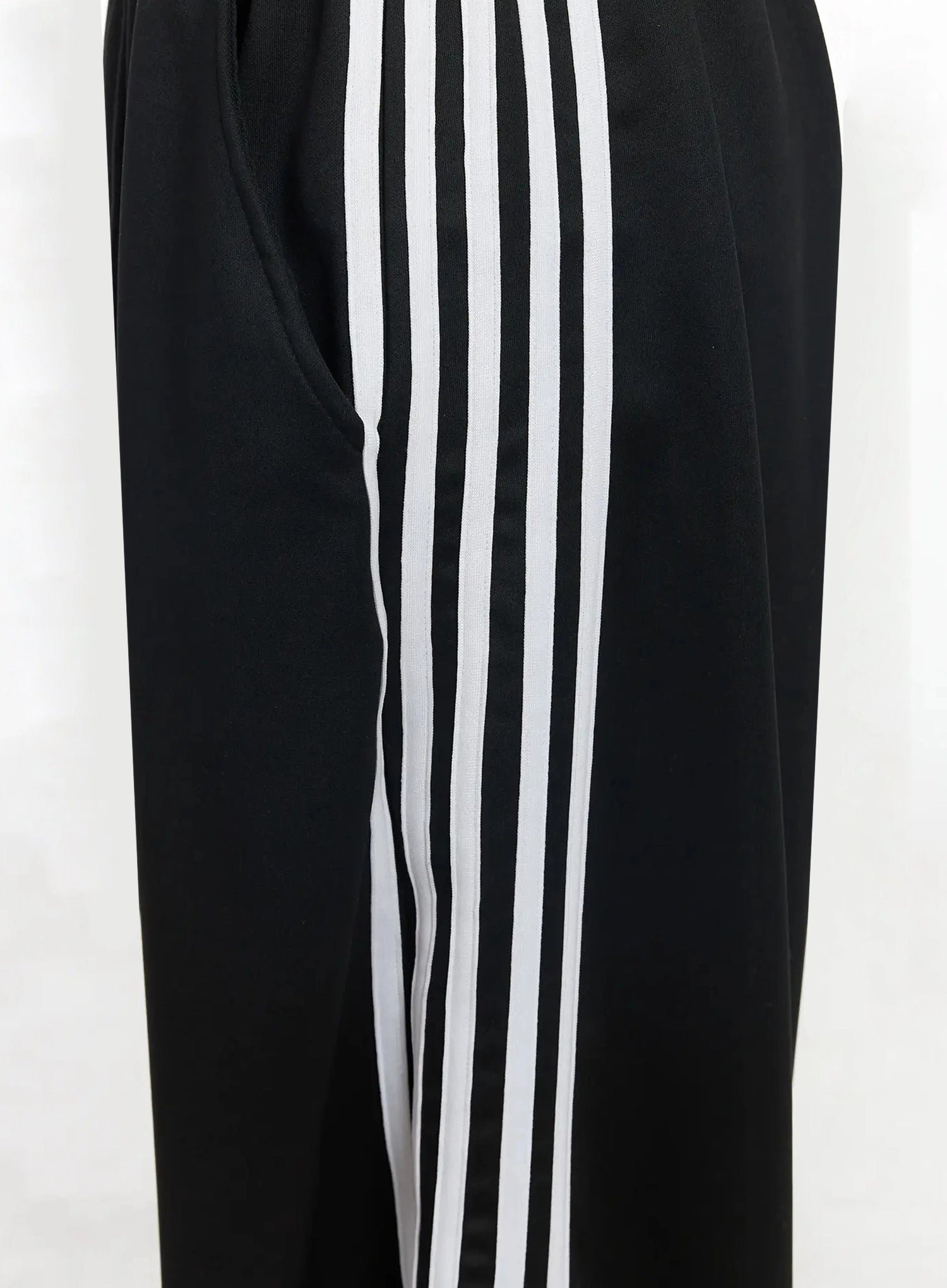 striped-track-pants-im506