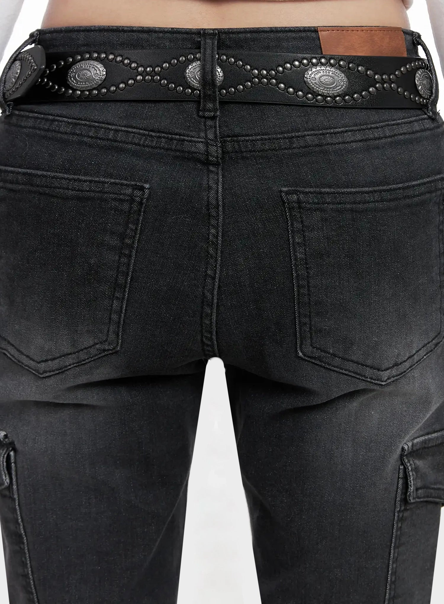 vintage-studded-belt-in514