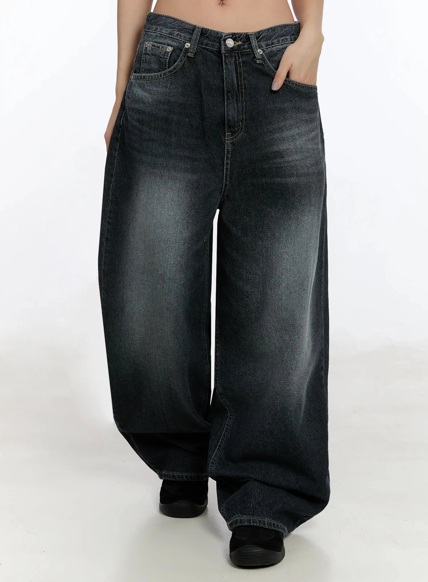 naeu-dark-washed-wide-jeans-im509
