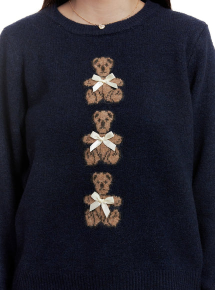 cozy-ribbon-bear-graphic-sweater-on422