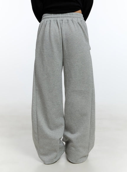 drawstring-wide-fit-sweatpants-cd423