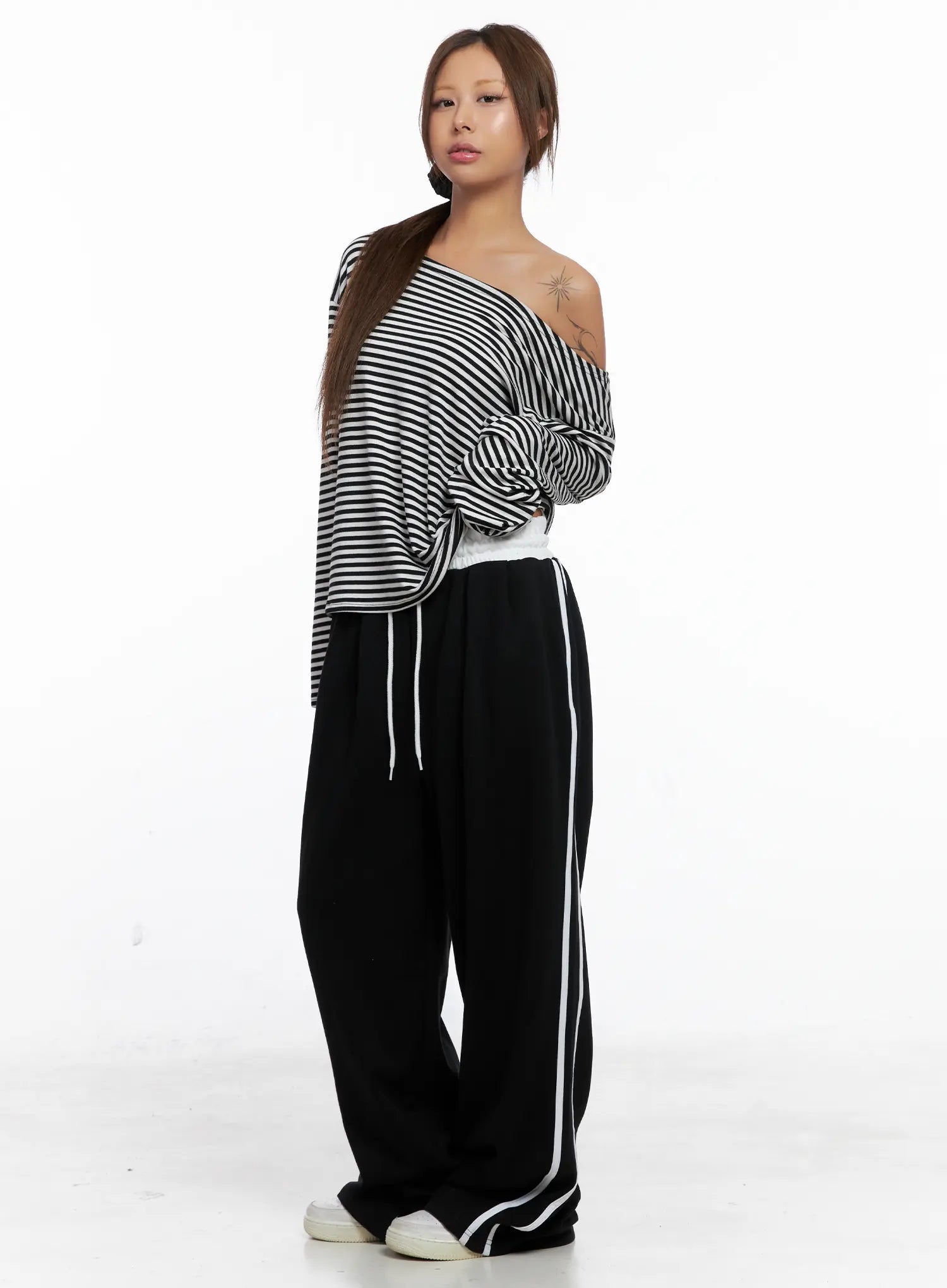 striped-contrast-wide-leg-sweatpants-cs524