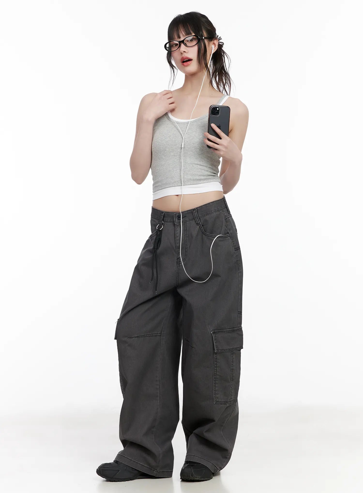 relaxed-fit-stitched-cargo-pants-cm526
