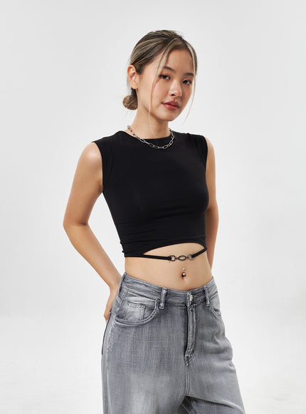 chain-detail-cropped-top-cy330