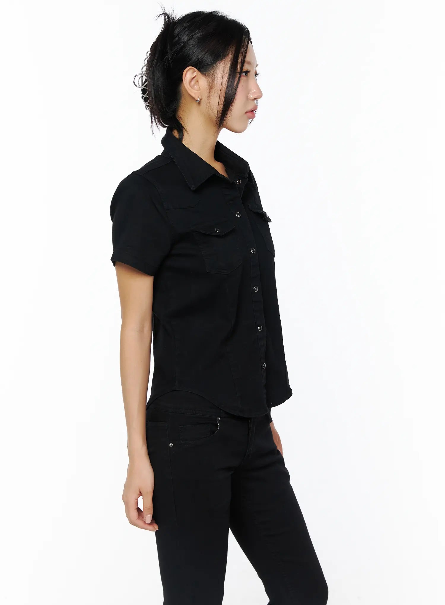 slim-fit-short-sleeve-button-up-cu512