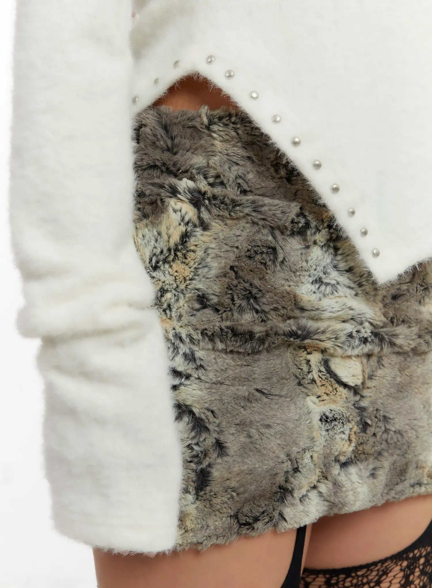 asymmetric-fluffy-stud-sweater-cd517